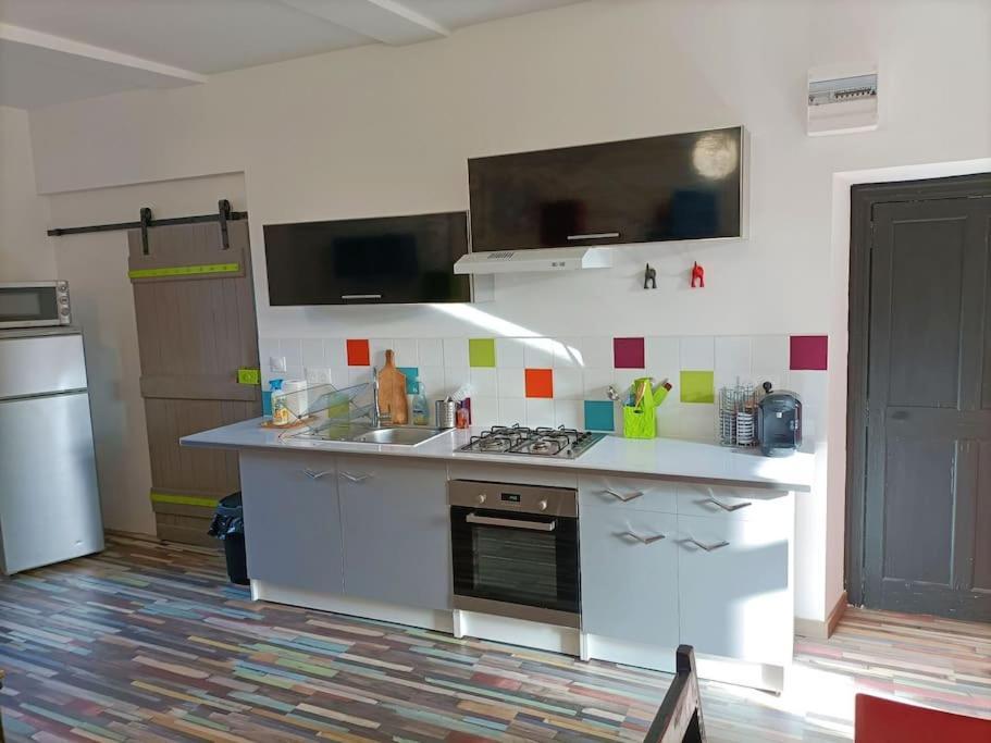 T2 Centre Village "Chez Clothilde" Remoulins Dış mekan fotoğraf