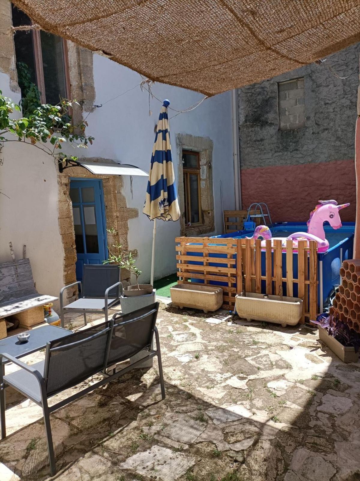 T2 Centre Village "Chez Clothilde" Remoulins Dış mekan fotoğraf